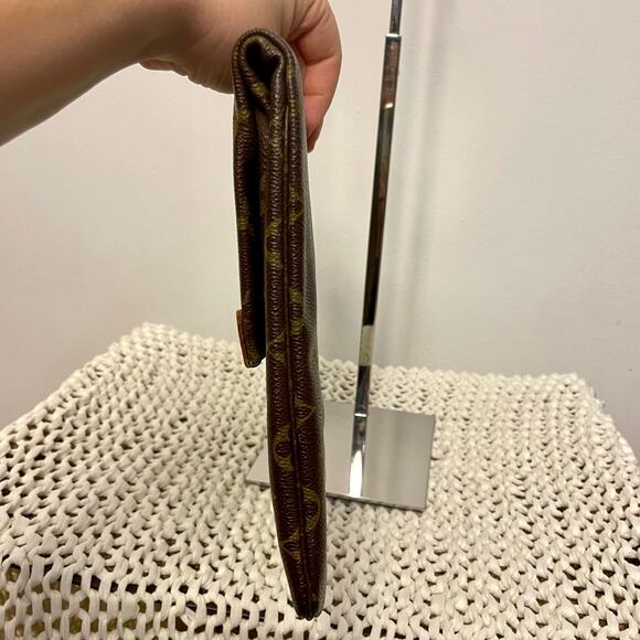 Louis Vuitton Priant Monogram LV Clutch Foldover Oversized Business Pochette - Picture 3 of 16